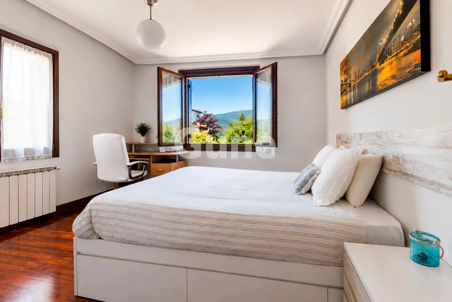 Habitación de Casa adosada en venta en Orendain con Calefacción, Terraza y Trastero