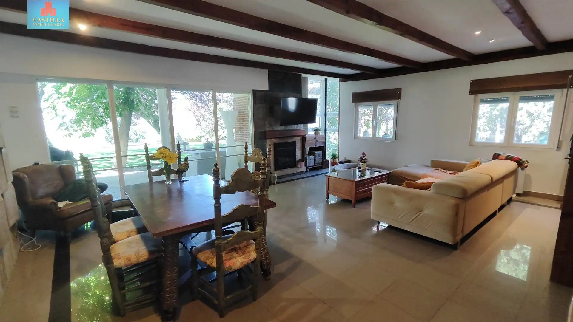 Sala de estar de Finca rústica en venta en Muñopepe con Calefacción, Jardín privado y Trastero