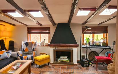 Living room of Attic to rent in  Madrid Capital  with Air Conditioner and Terrace