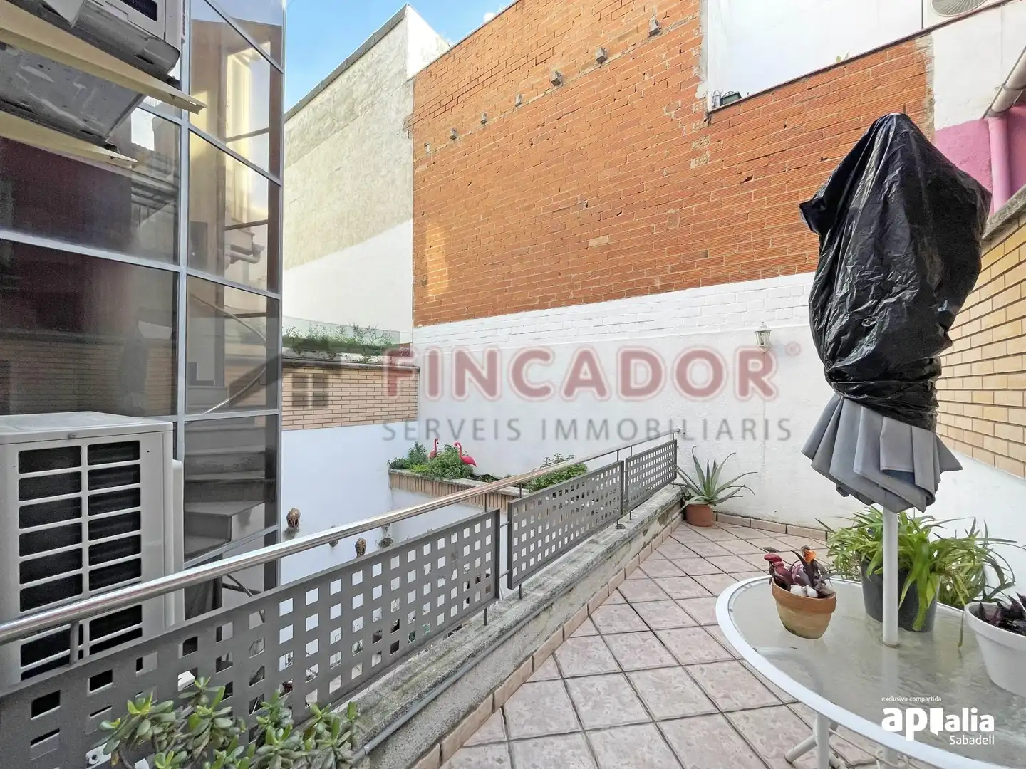 Terrace of Detached homes for sale in Sabadell  with Air Conditioner, Heating and Parquet flooring