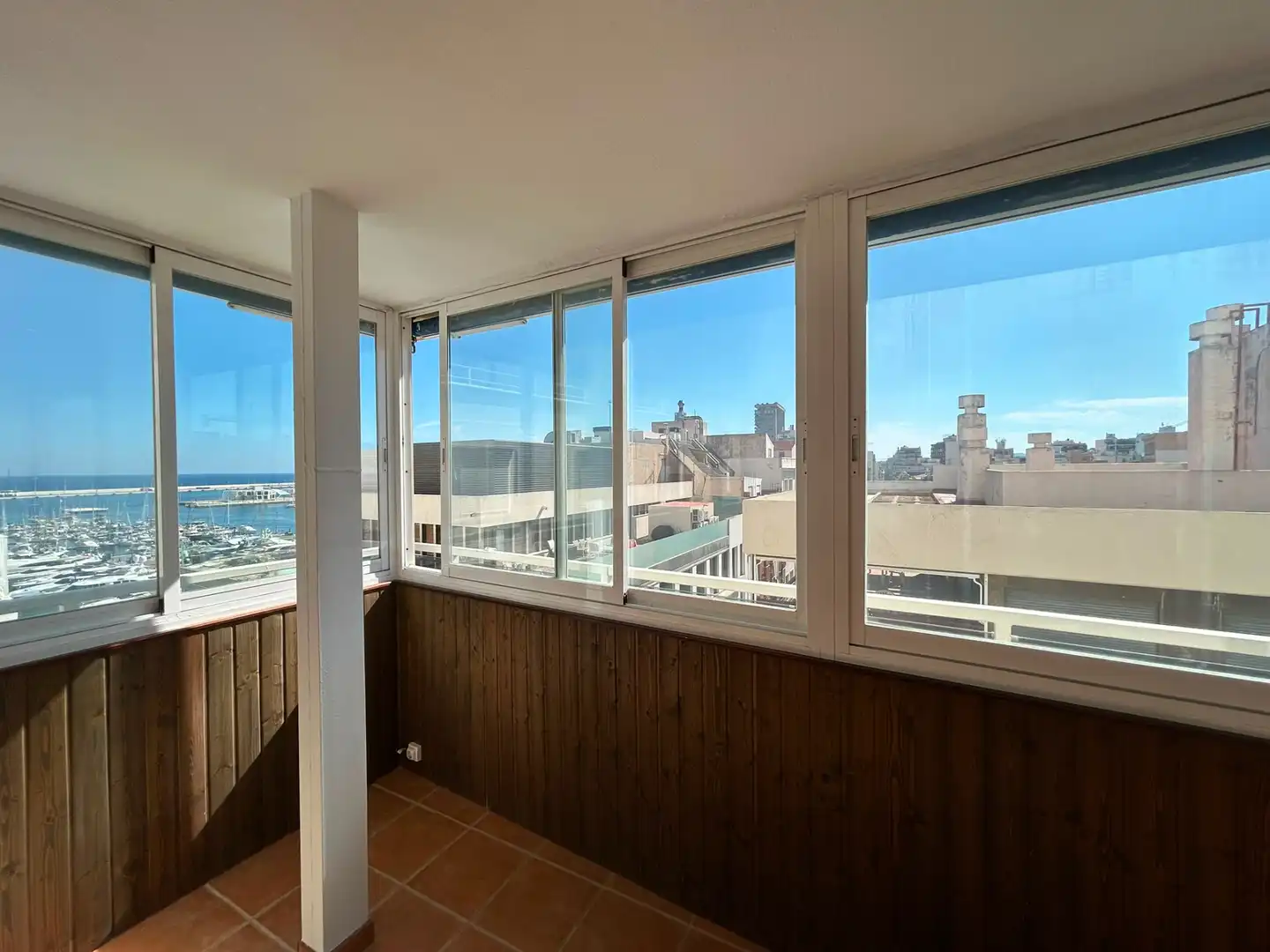 Balcony of Attic for rent in Alicante / Alacant  with Air Conditioner, Heating and Terrace