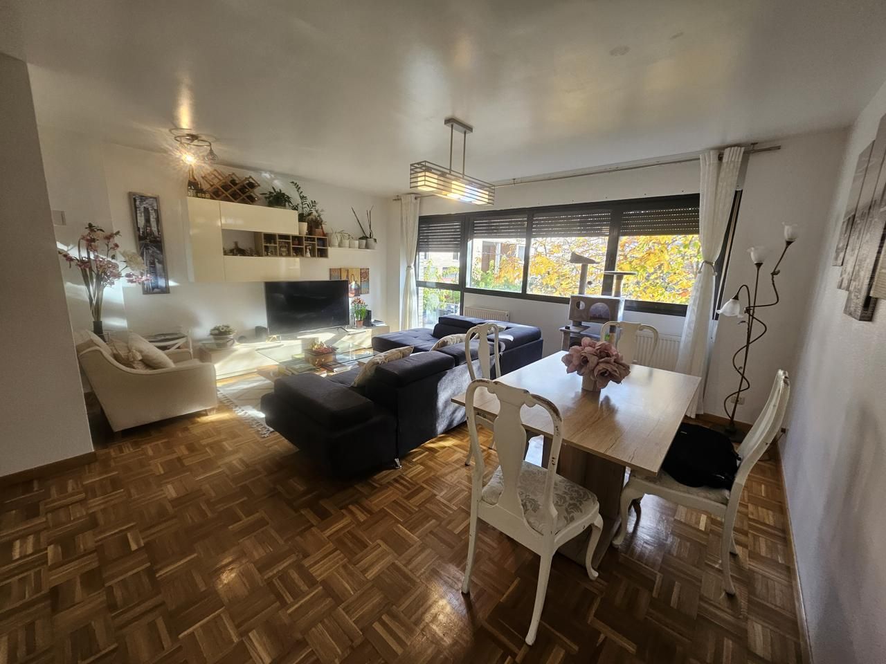 Sala d'estar de Pis en venda en Berriozar amb Calefacció, Parquet i Moblat