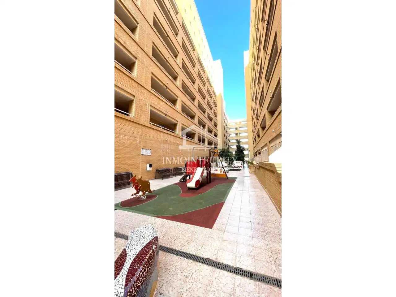 Vista exterior de Apartamento en venta en Oropesa del Mar / Orpesa con Aire acondicionado, Terraza y Trastero