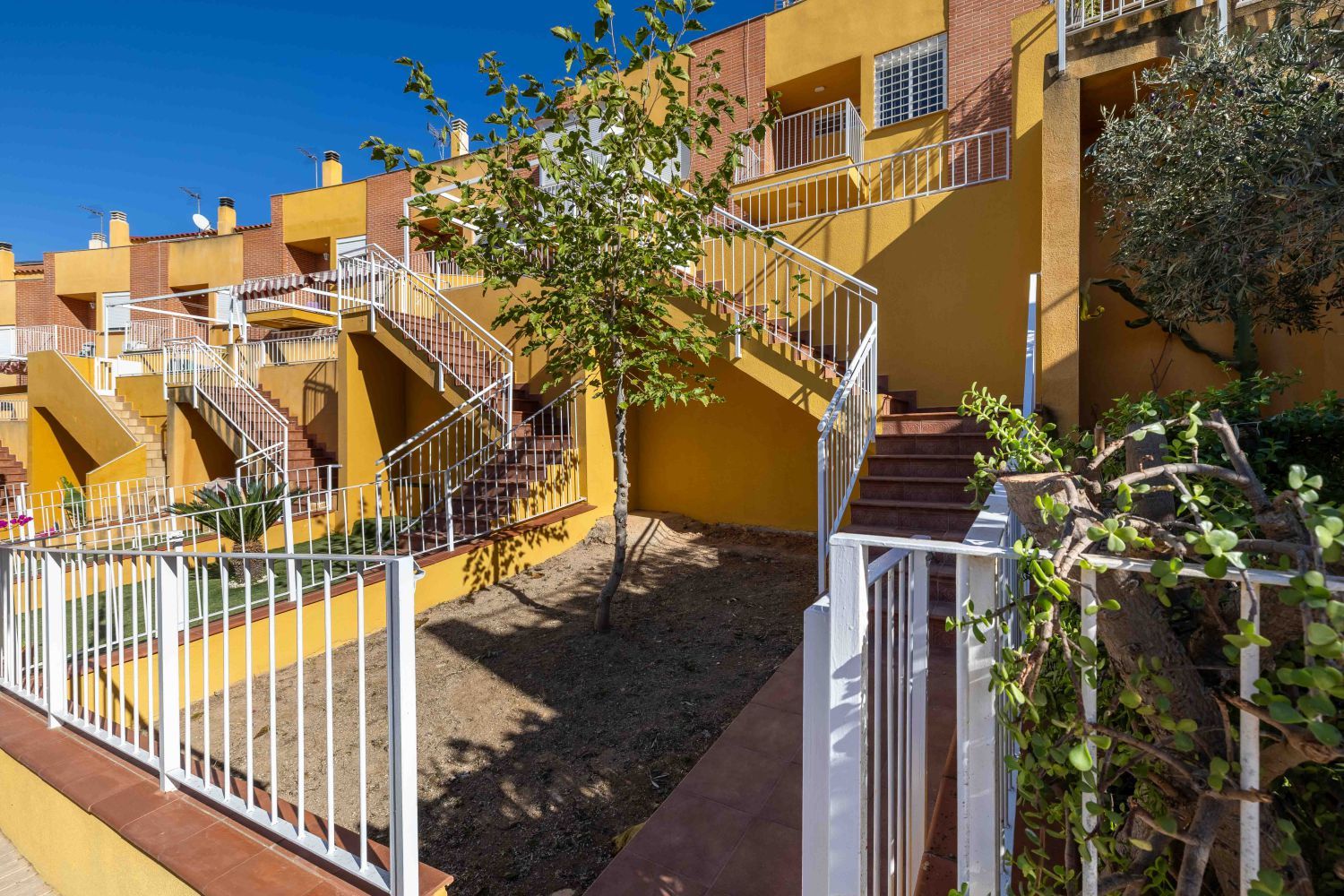 Vista exterior de Dúplex de lloguer en  Murcia Capital amb Terrassa, Traster i Balcó