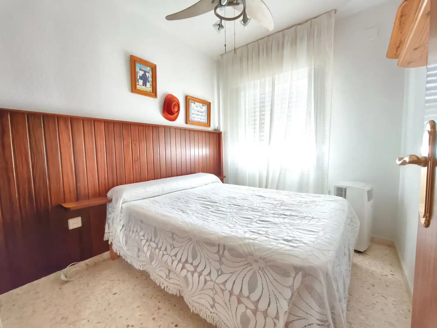 Habitación de Casa adosada en venta en El Portil con Aire acondicionado y Piscina comunitaria