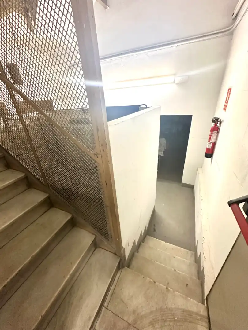 Geschaftsraum zum Verkauf in Barcelona mit Möbliert