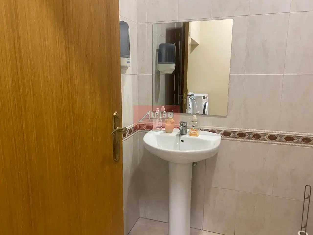 Badezimmer von Geschaftsraum zur Miete in Ourense Capital  mit Klimaanlage und Möbliert