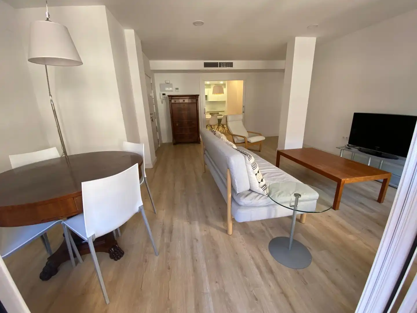 Living room of Flat for rent in Albacete  with Air Conditioner, Heating and Parquet flooring