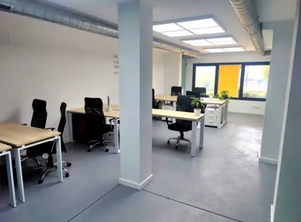 Büro zur Miete in Vigo  mit Möbliert