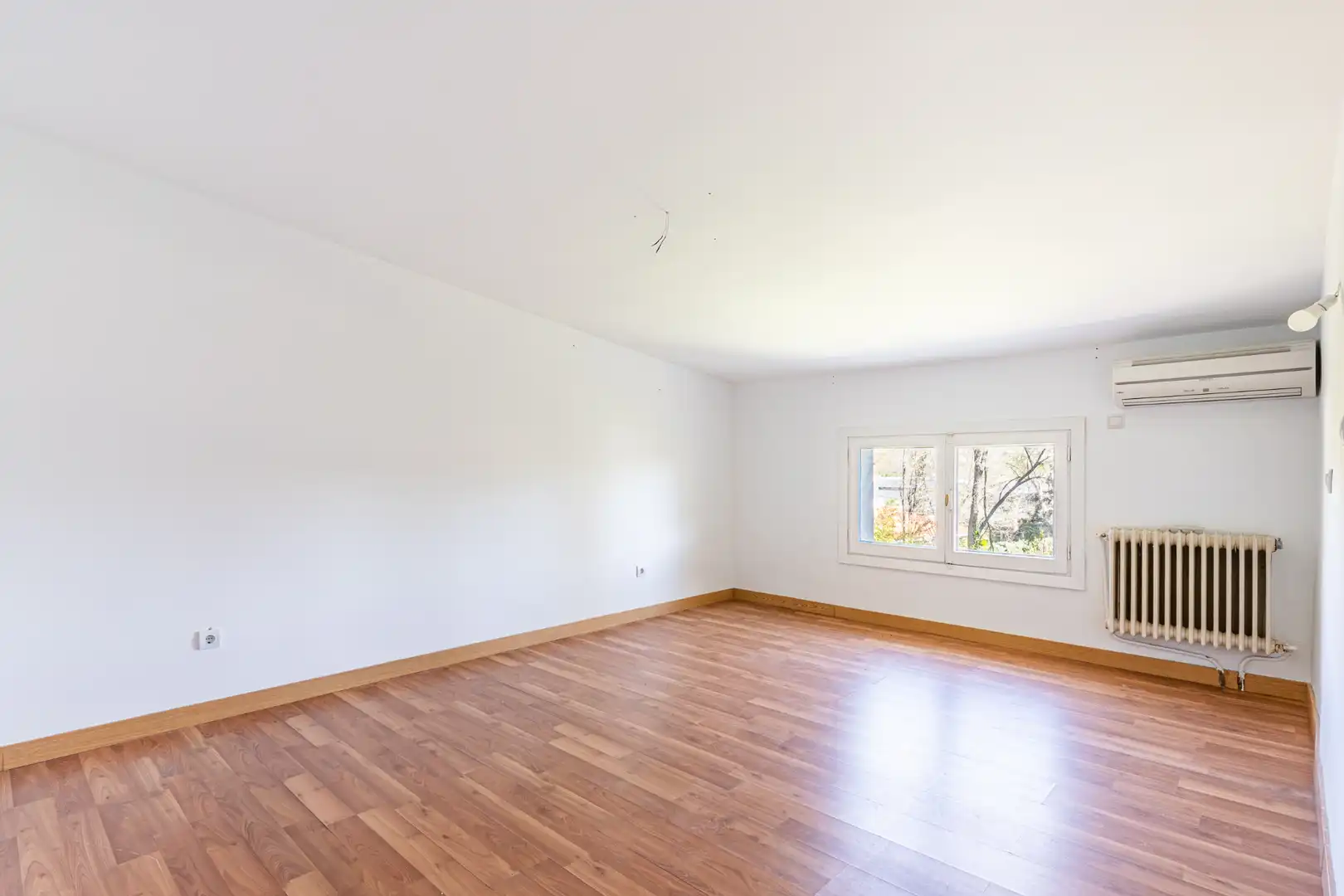 Houses for sale in Villanueva de la Cañada  with Air Conditioner, Heating and Private garden