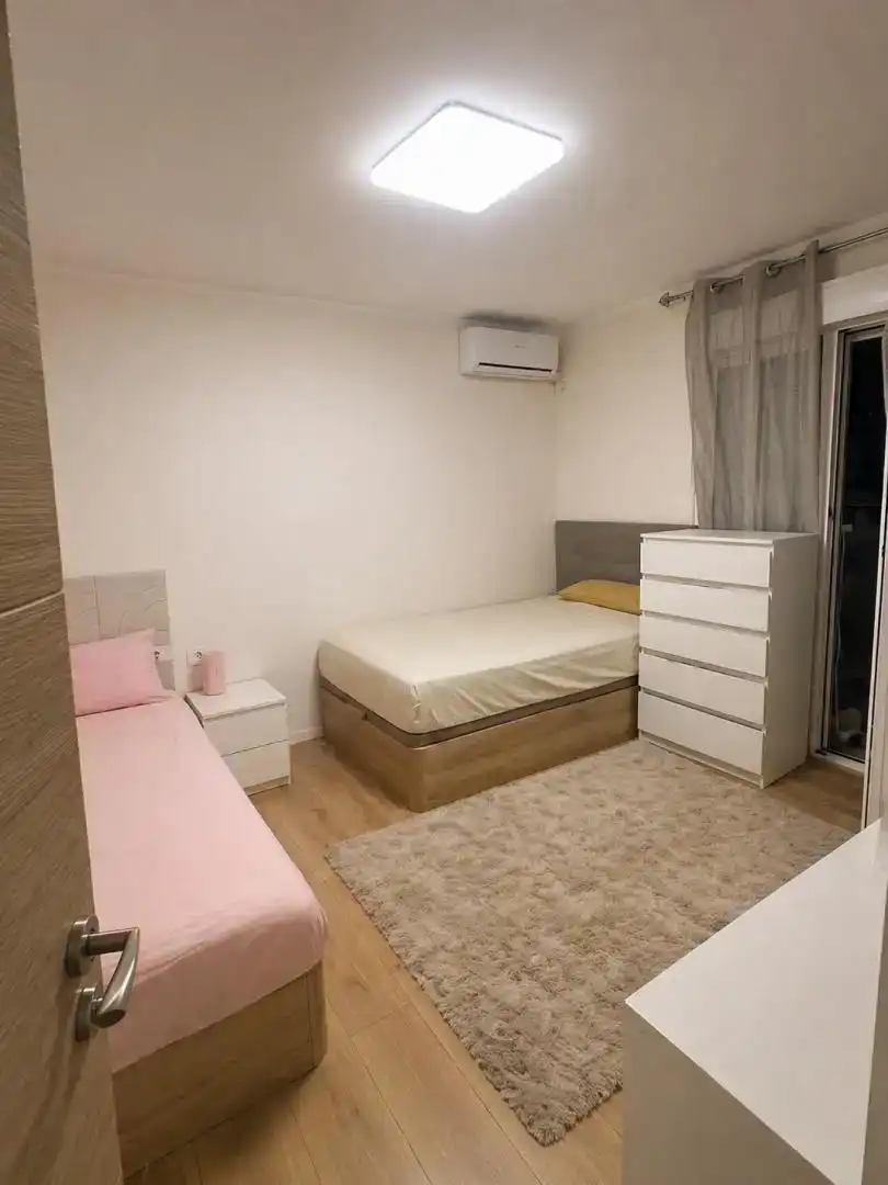 Dormitori de Apartament en venda en Alicante / Alacant amb Aire condicionat i Balcó