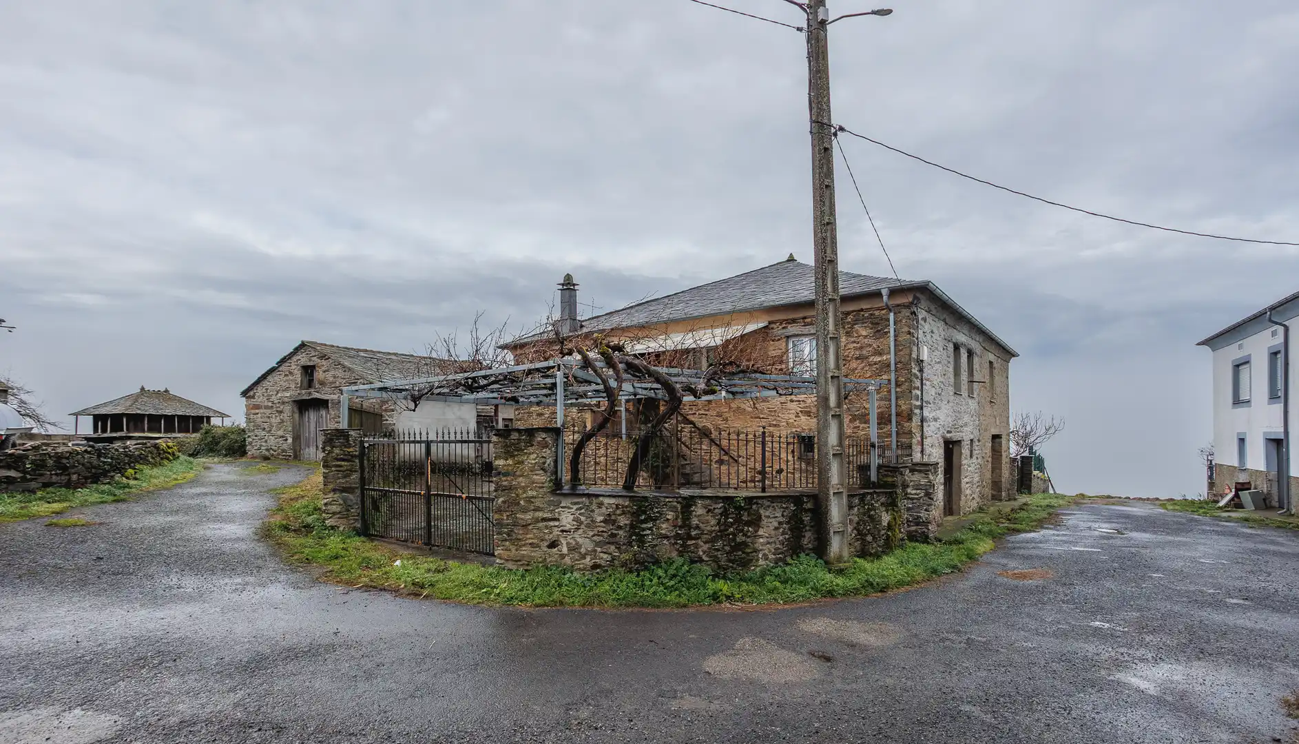 Vista exterior de Finca rústica en venta en Grandas de Salime con Amueblado
