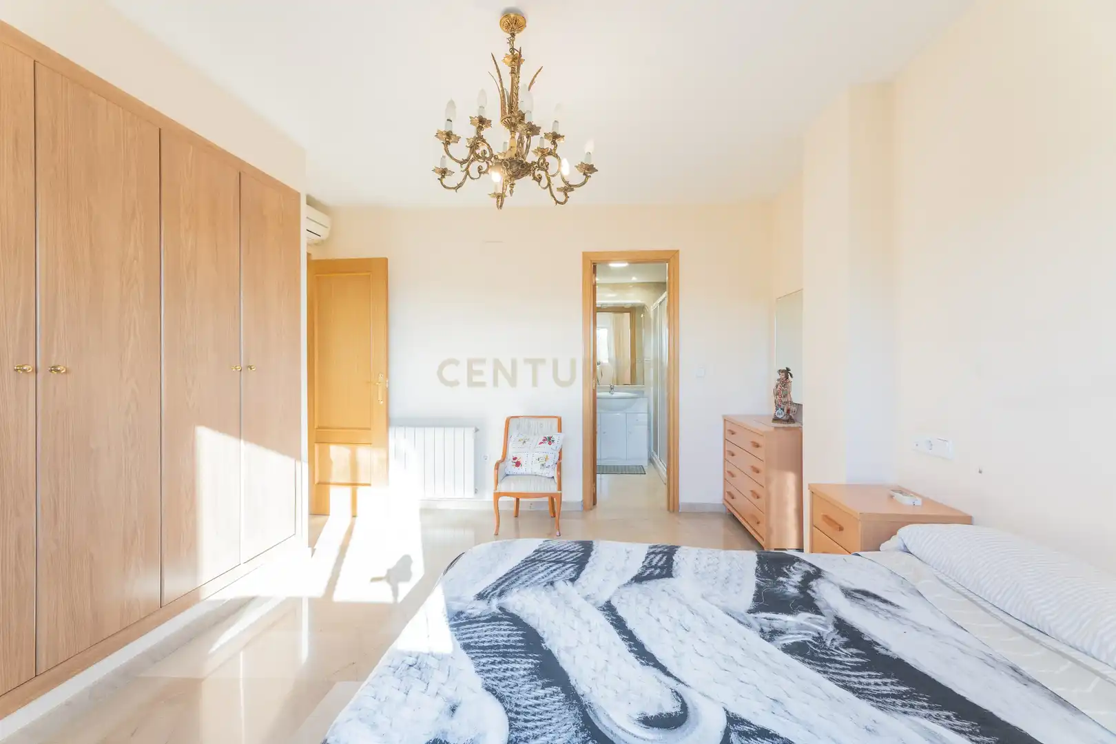Habitación de Piso en venta en Valencia con Aire acondicionado, Trastero y Horno