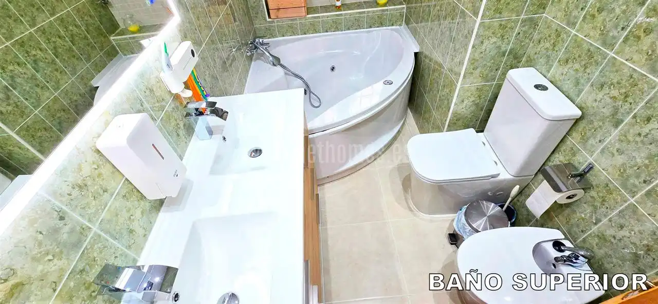 Baño de Planta baja de alquiler en Málaga