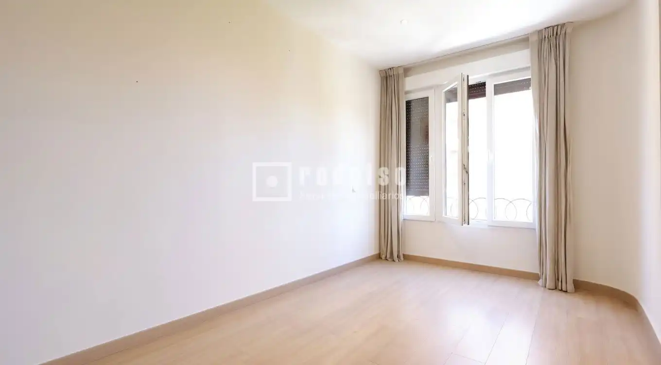 Habitación de Piso de alquiler en Madrid con Aire acondicionado y Calefacción