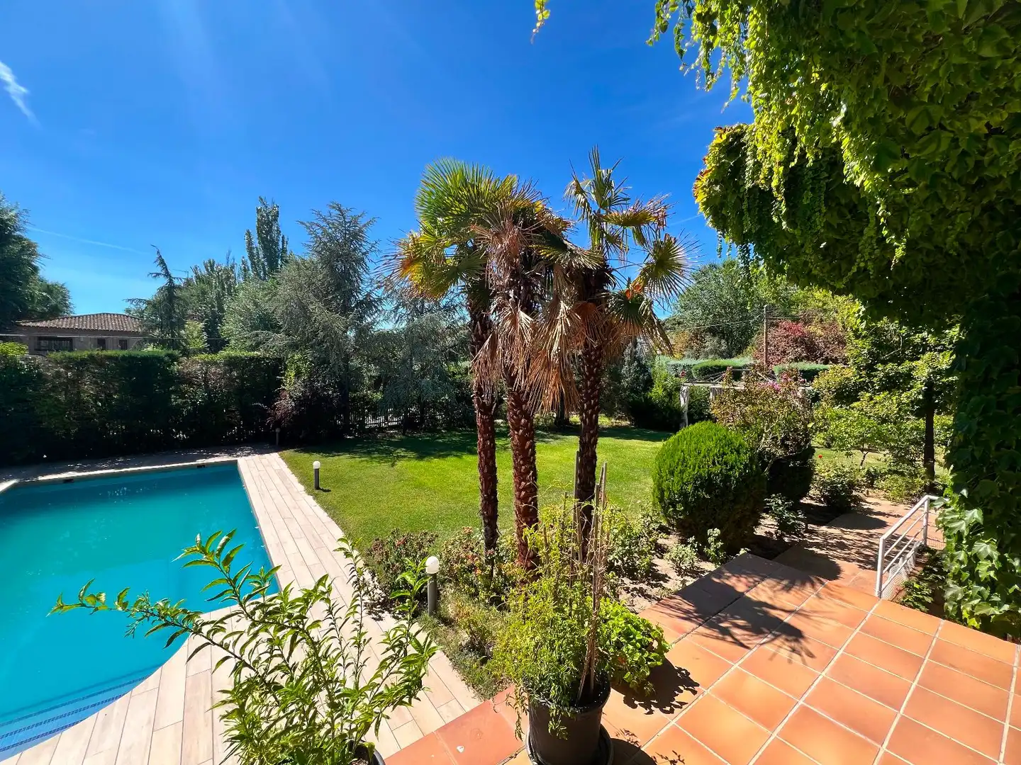 Jardí de Casa o xalet en venda en Villanueva de la Cañada amb Aire condicionat, Calefacció i Terrassa