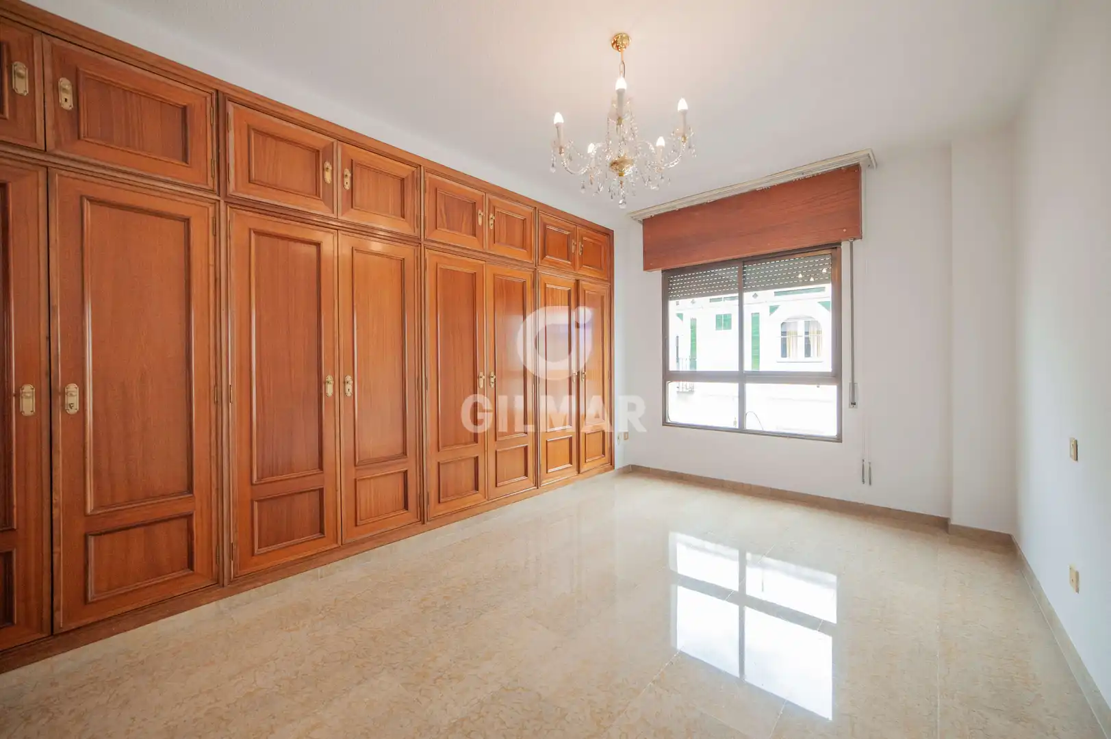 Habitación de Piso de alquiler en Sevilla con Calefacción y Balcón