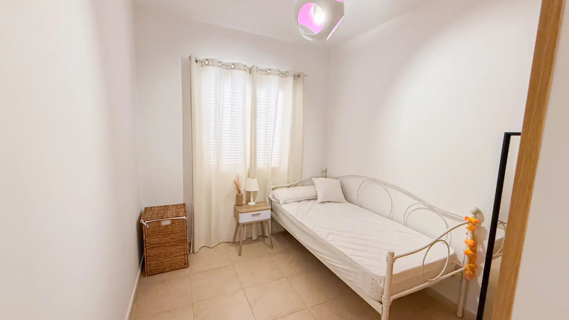 Bedroom of Detached homes for rent in Vélez-Málaga  with Air Conditioner, Heating and Terrace