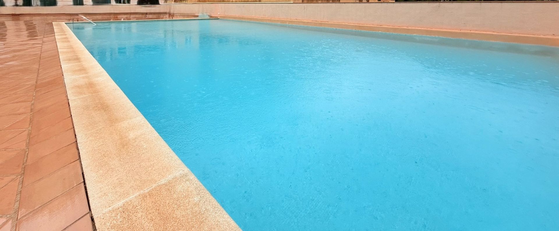 Swimming pool of Flat for sale in  Palma de Mallorca  with Heating, Storage room and Balcony