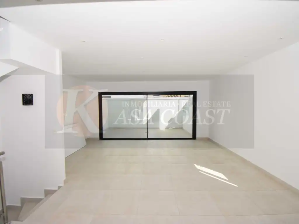 Detached homes for sale in Mijas  with Air Conditioner and Terrace