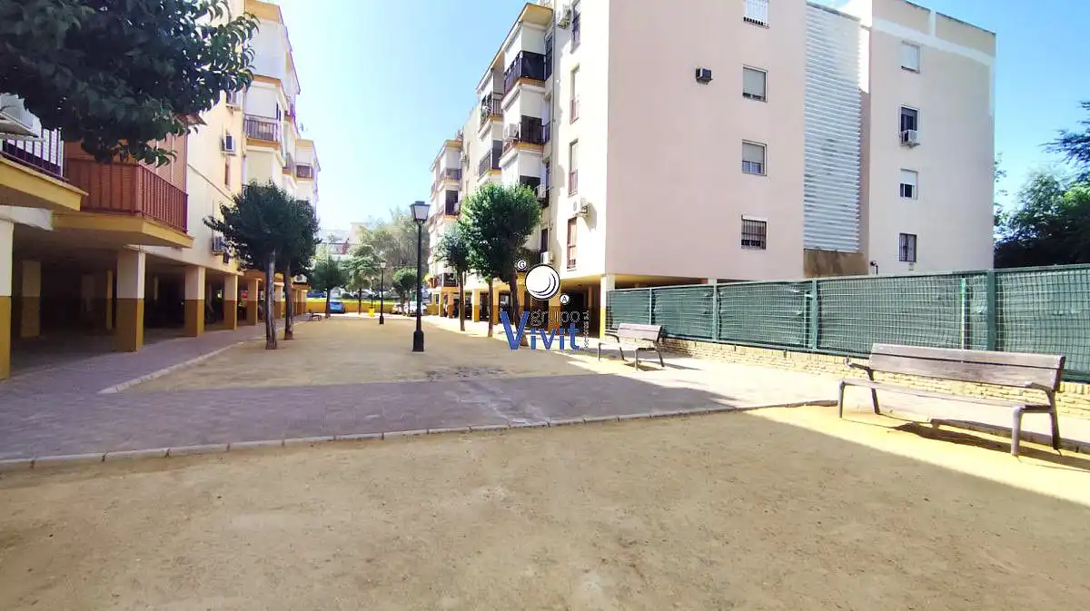 Außenansicht von Wohnung zum Verkauf in Alcalá de Guadaira mit Terrasse