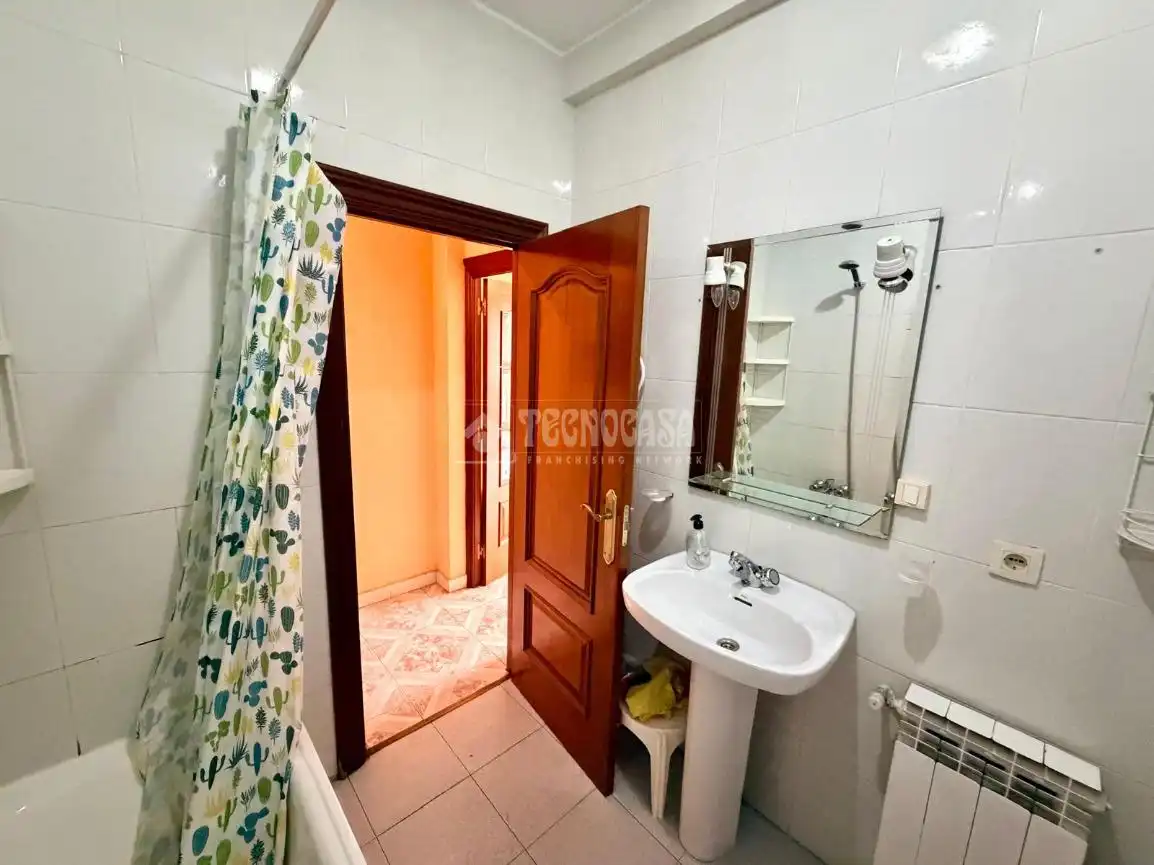 Badezimmer von Wohnung zum Verkauf in Valladolid mit Terrasse