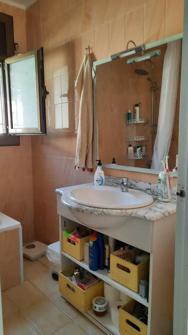Bathroom of Houses for sale in Olèrdola, Barcelona