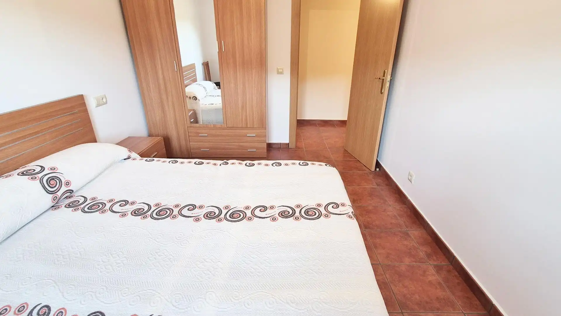 Bedroom of Houses for sale in San Esteban de la Sierra