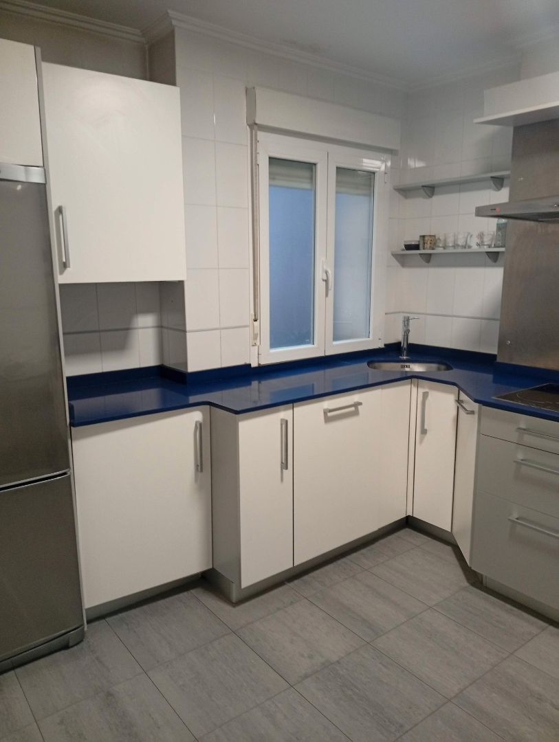 Cuina de Pis en venda en Portugalete amb Calefacció, Moblat i Forn