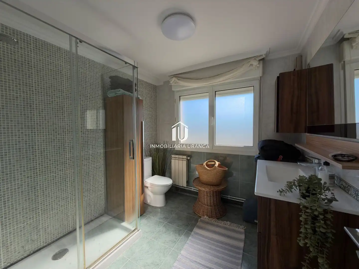 Bathroom of Flat for sale in Zona Playa