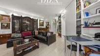 Living room of Flat for sale in  Madrid Capital  with Air Conditioner, Heating and Terrace
