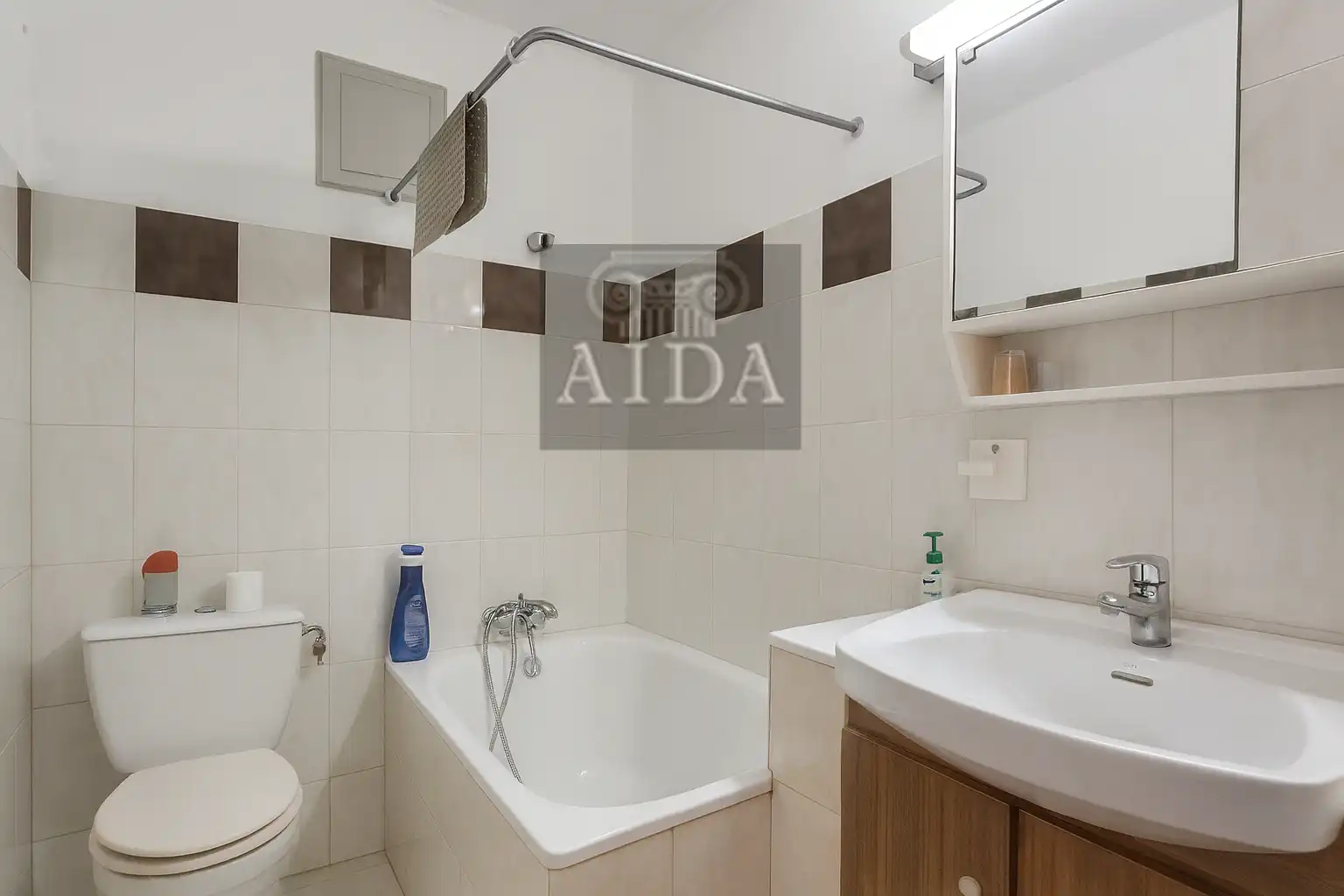 Detached house with pool for sale in Selwo, imagen 14