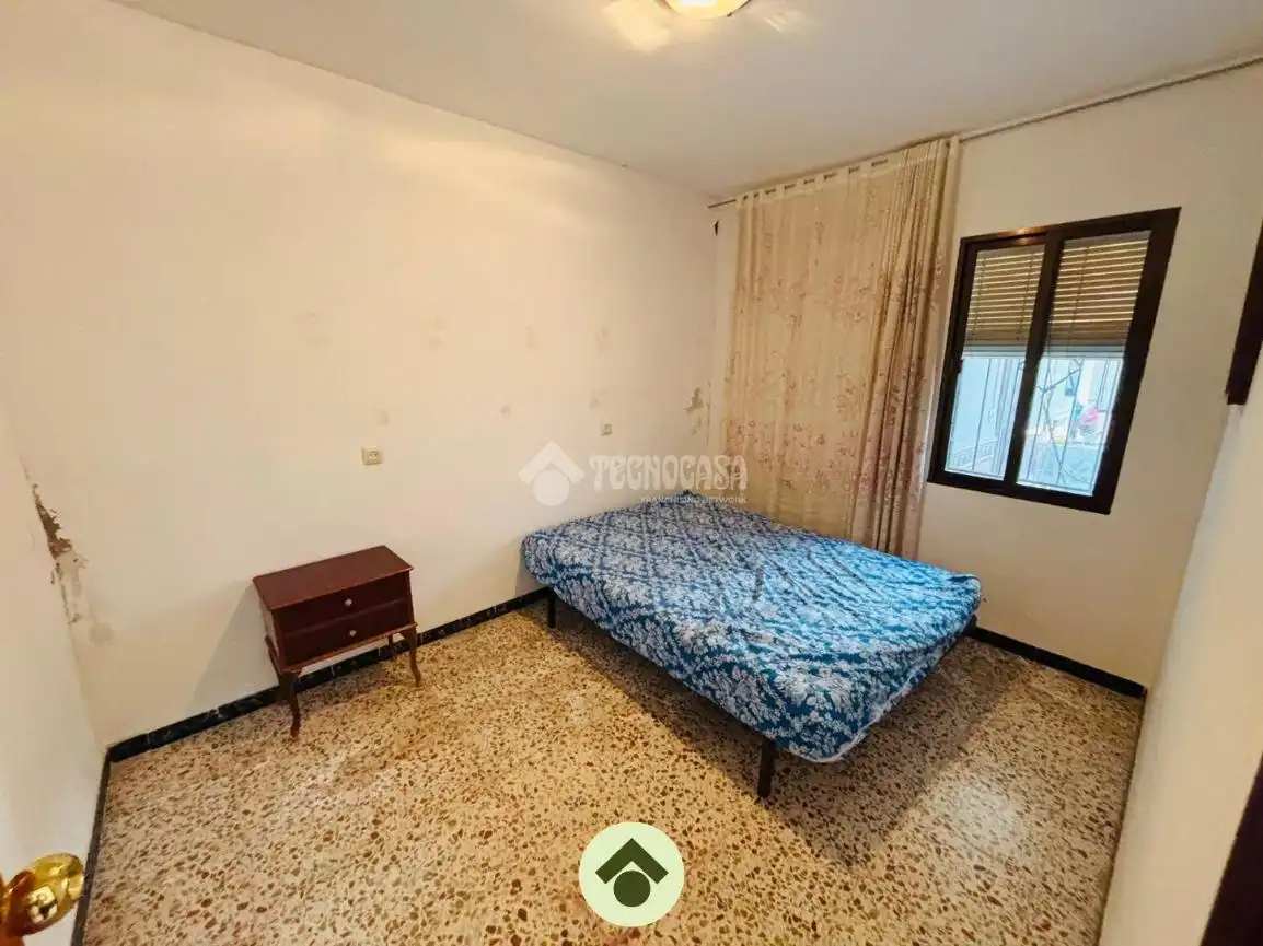 Habitación de Casa adosada en venta en Adamuz