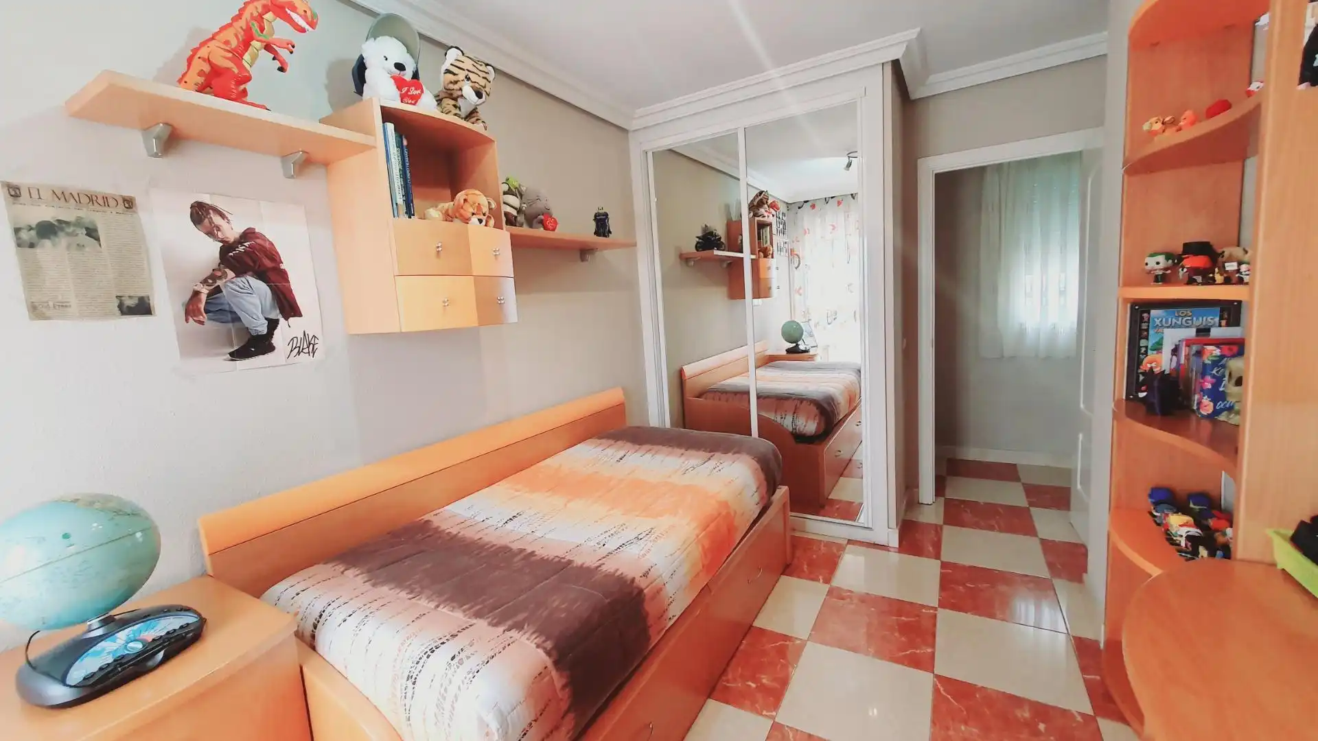 Bedroom of Attic for sale in Torrejón de Ardoz  with Air Conditioner, Heating and Private garden