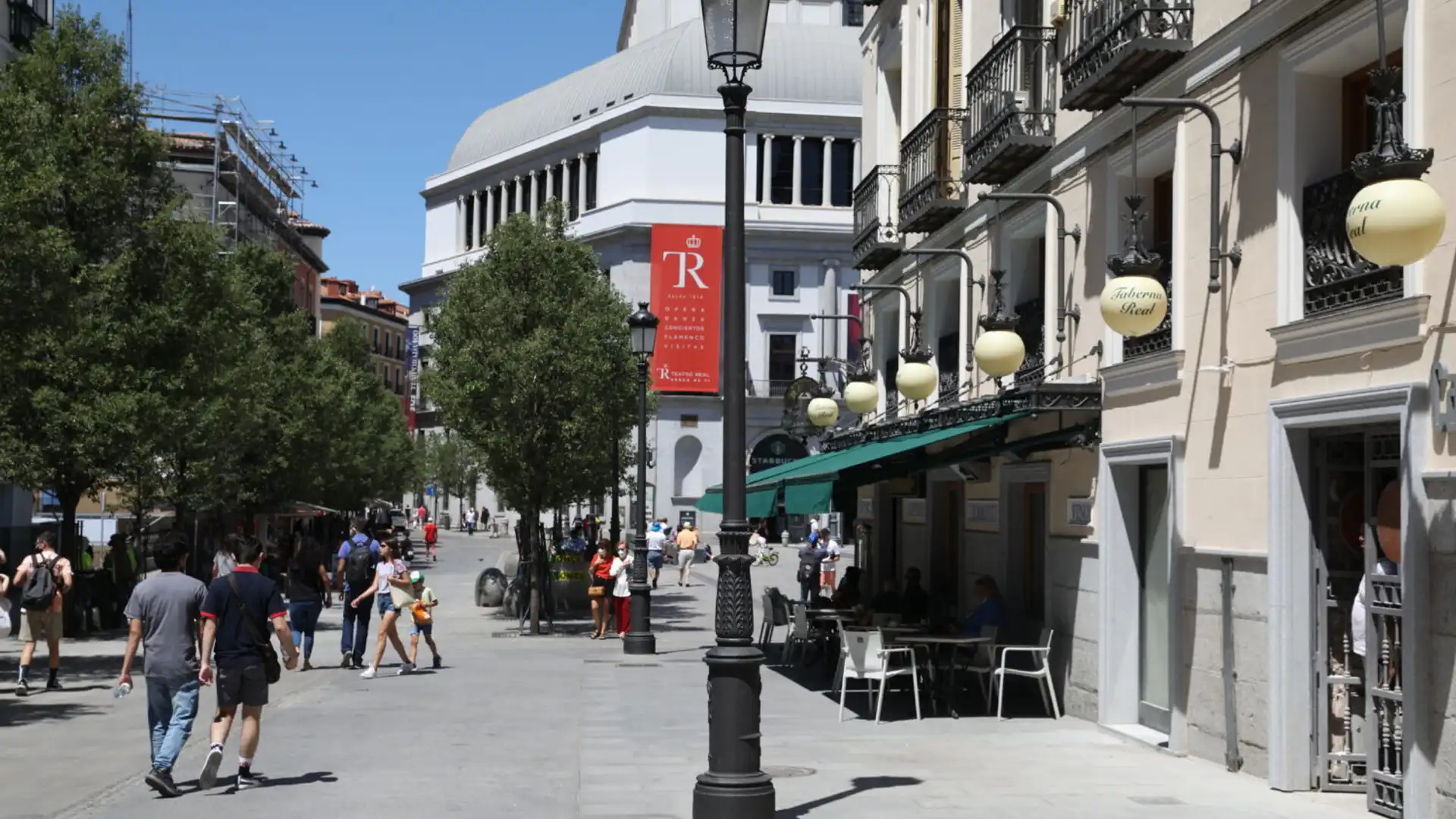 Vista exterior de Local en venta en  Madrid Capital