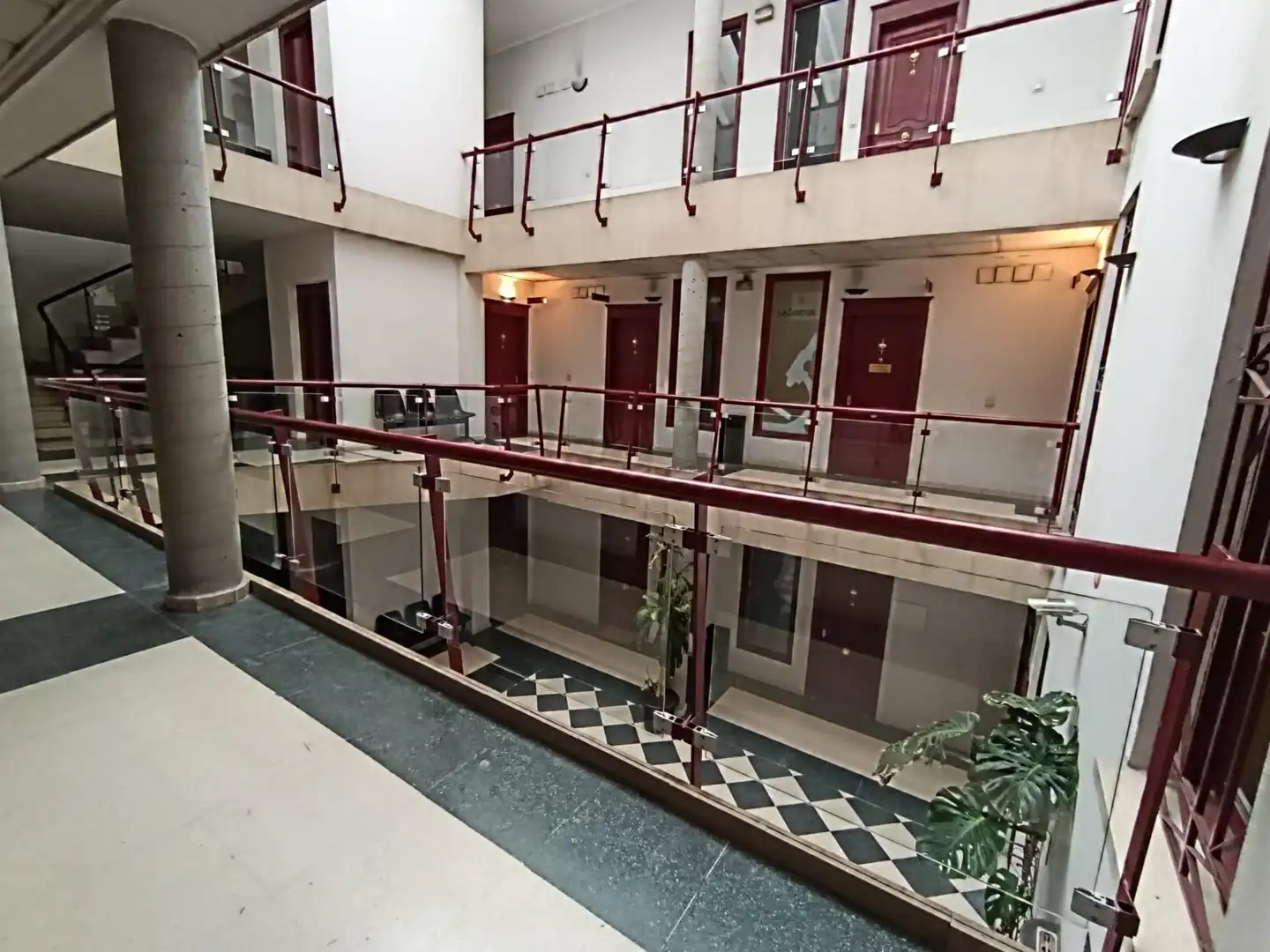 Oficina de alquiler en Avilés