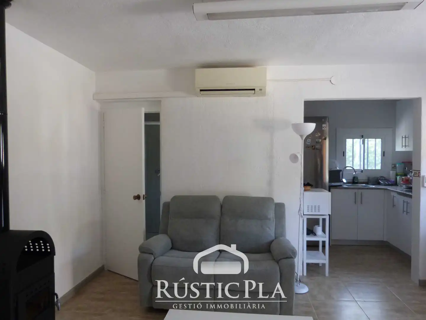 Sala de estar de Casa o chalet en venta en Cabra del Camp con Calefacción, Jardín privado y Alarma