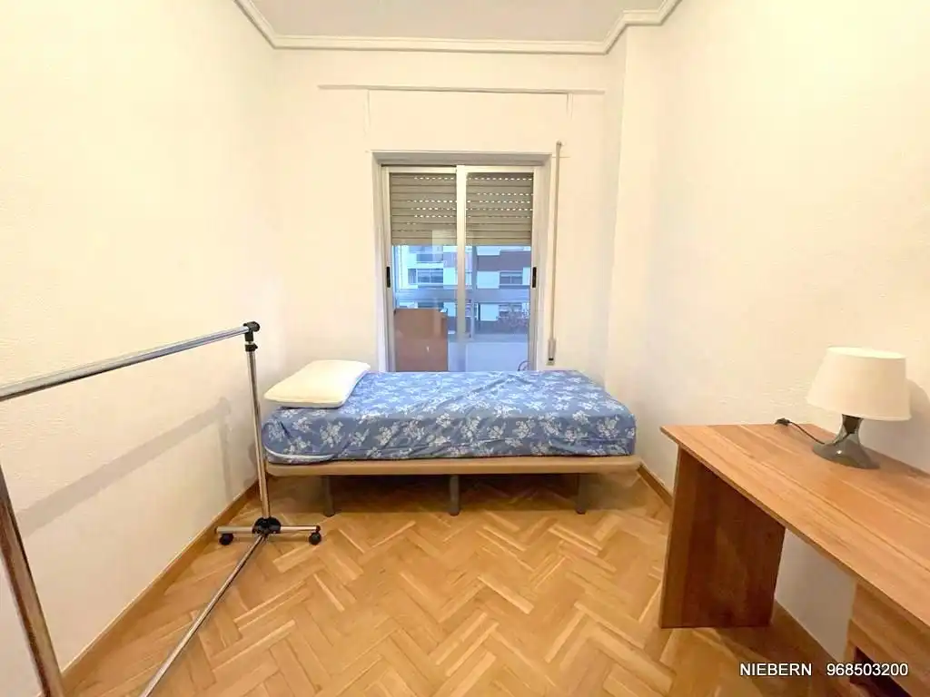 Habitación de Piso de alquiler en Cartagena con Parquet, Amueblado y Horno