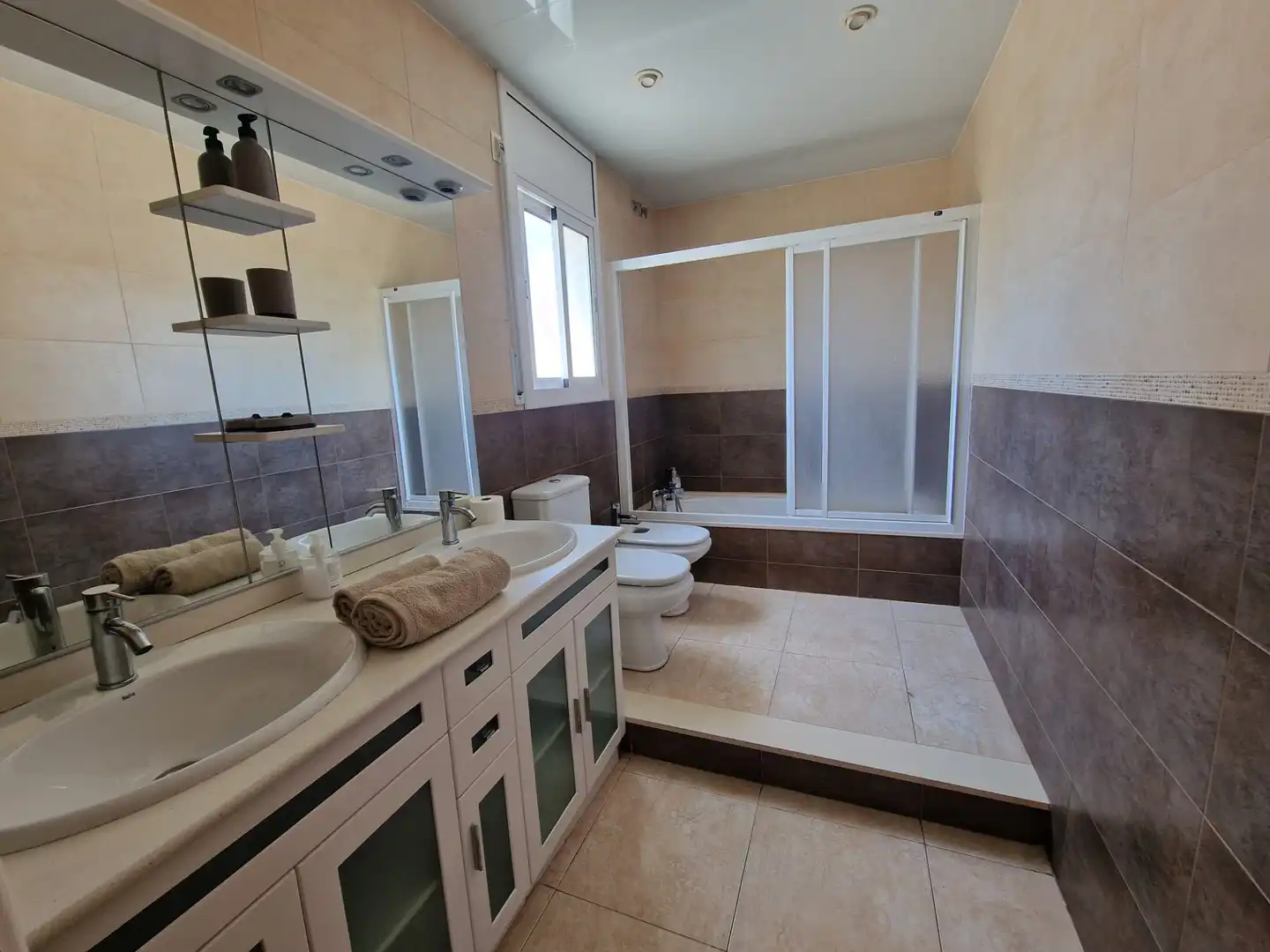 Casa con piscina en venta en Carrer Vallès, imagen 32