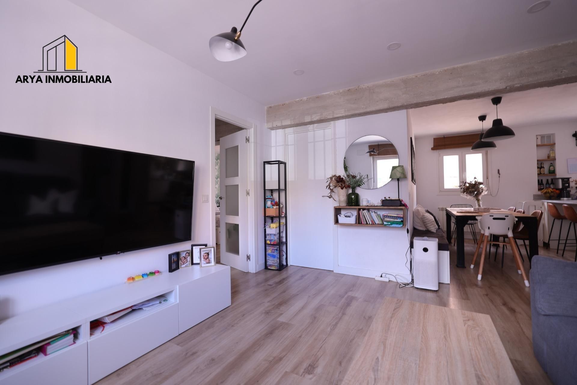 Living room of Flat for sale in Torrejón de Ardoz  with Air Conditioner and Heating