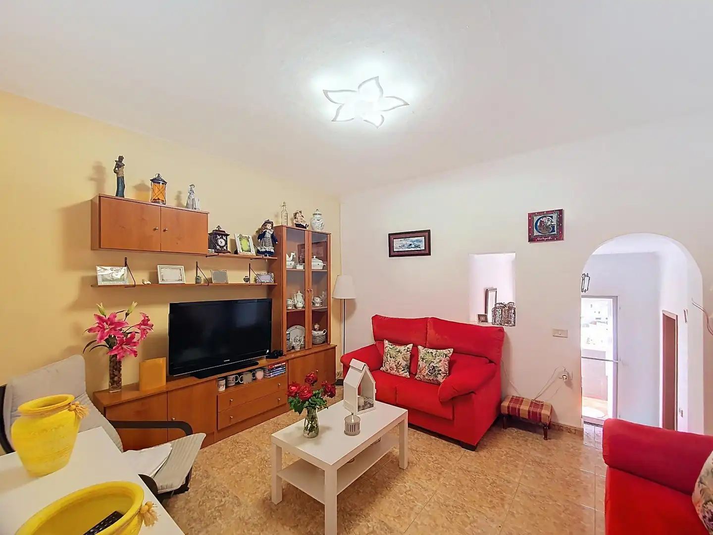 Sala d'estar de Casa adosada en venda en Telde amb Aire condicionat