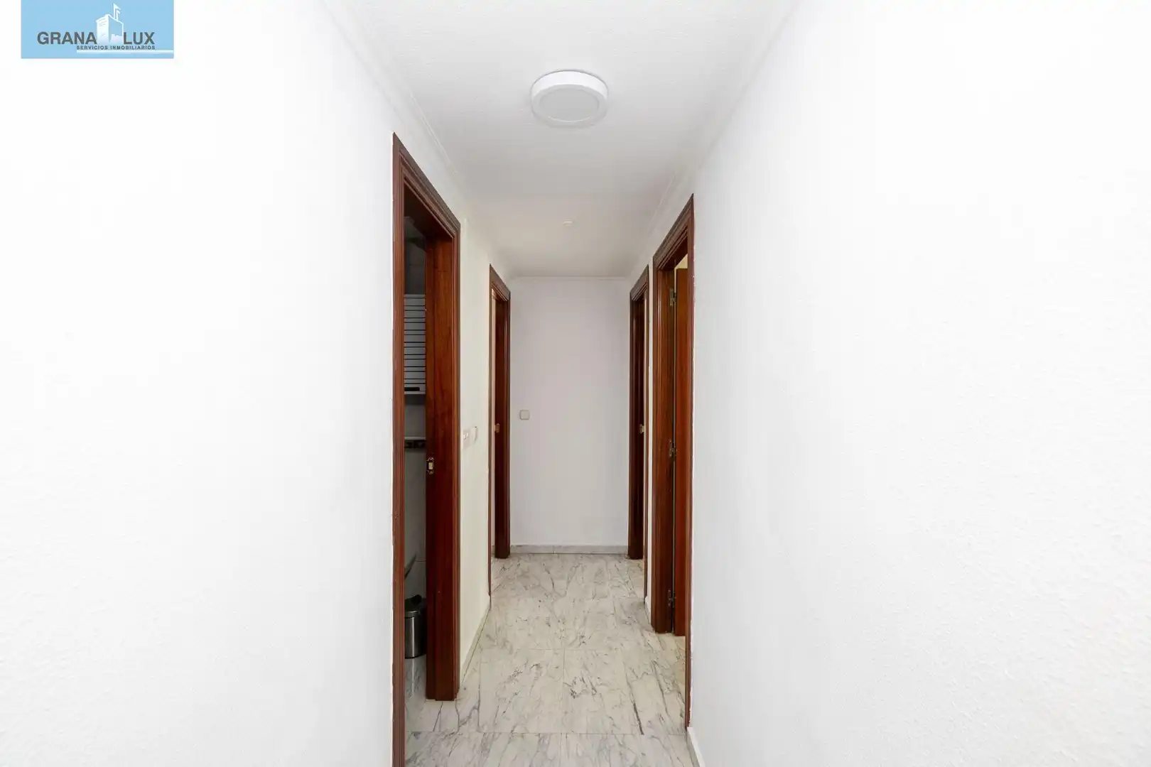 Flat for sale in Granada