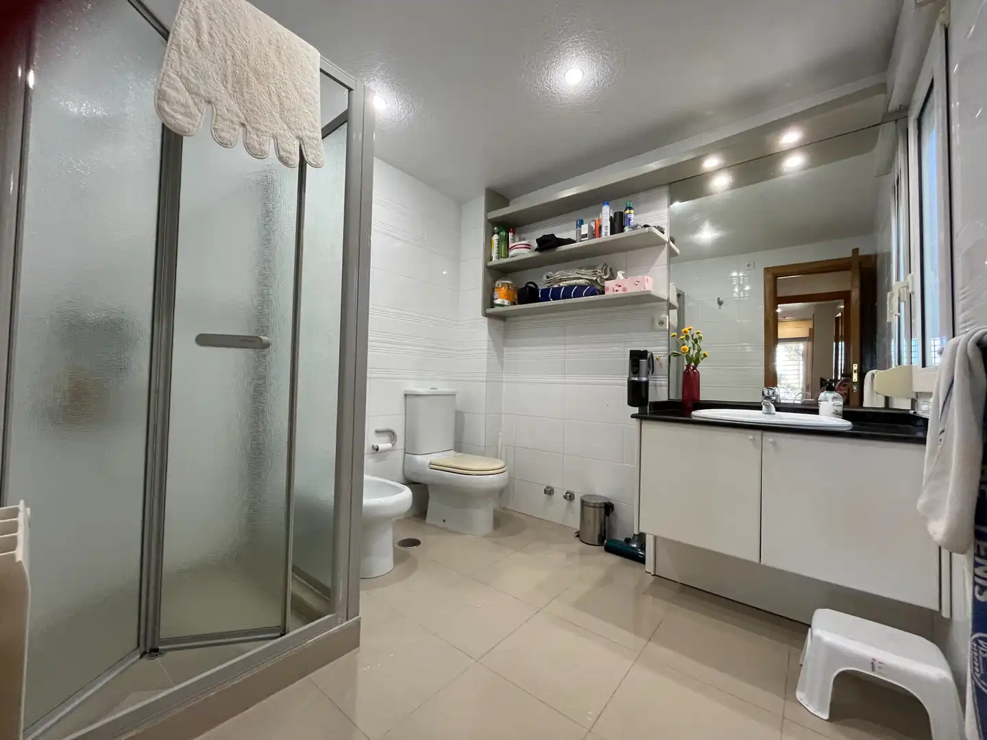 Bany de Casa o xalet en venda en Orihuela amb Jardí privat, Terrassa i Piscina