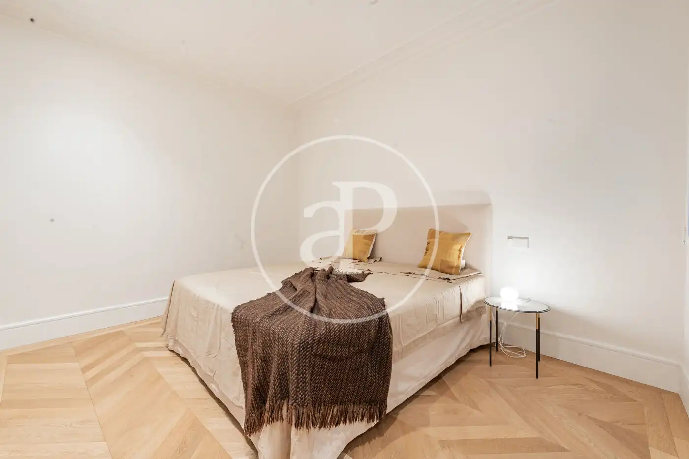 Schlafzimmer von Wohnung zum Verkauf in Madrid mit Klimaanlage, Heizung und Balkon