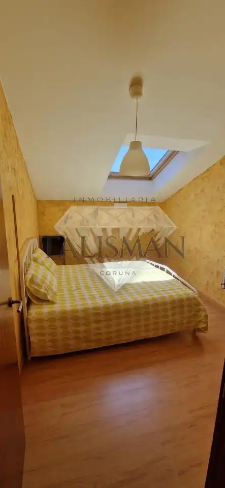 Habitación de Ático de alquiler en Mugardos con Trastero, Piscina y Amueblado