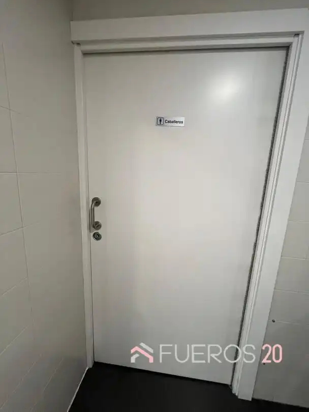 Business premises to rent in Bagatza - San Vicente, imagen 12