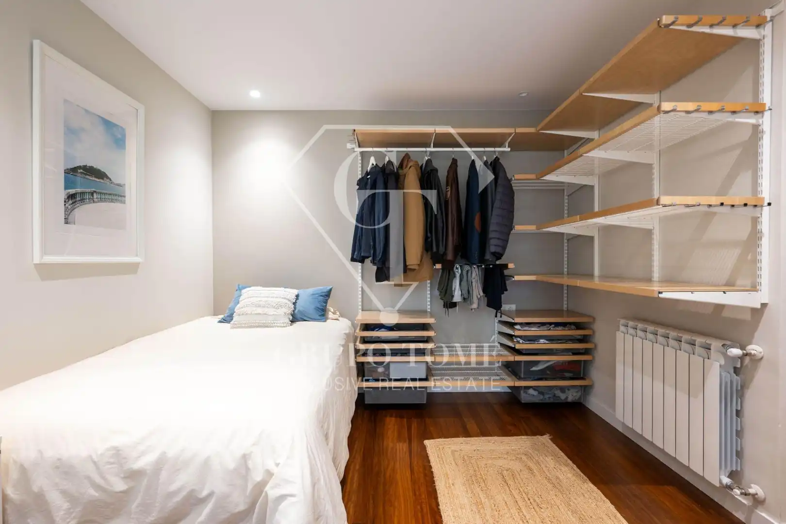 Bedroom of Detached homes for sale in Donostia - San Sebastián   with Heating, Private garden and Terrace