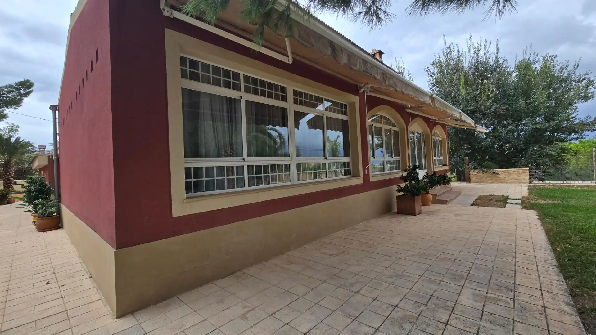 Vista exterior de Casa o chalet en venta en Partidas de Alicante