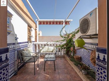 Flat with balcony for sale in Calle DULCINEA 11
