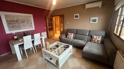 Foto 3 de Casa adosada en venda a Calle del Castañar, El Tiemblo , Ávila